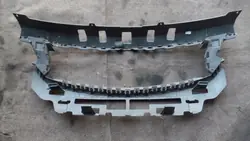 Support Grille Pare-chocs Avant Opel Astra V OEM 13448088