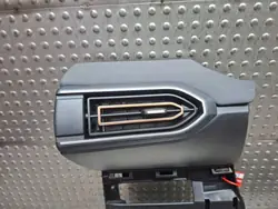 Grelha de ventilação esquerda OEM S26301830 para Dacia Sandero III
