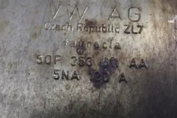 Seat Tarraco Ljuddämpare OEM 5QF253611AA - Begagnad