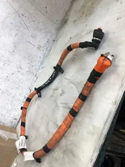 Nissan batterikabel OEM 240410216R för JUKE 1.6L