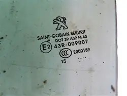 OEM SZYBA DRZWI PRZEDNIA LEWA PEUGEOT 308 II T9 2013-2021