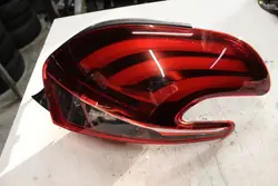 PEUGEOT 208 I Lámpara Trasera Derecha 9825601180