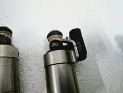 Injecteur DM5G-9F593-A4 pour Ford Focus/Fiesta