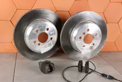 Jeu Disques & Plaquettes Frein Arrière OEM 6882245 330x20