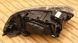 VOLVO XC60 LIFT XENON LED PHARE DROIT 31698809