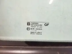 Vitre arrière gauche OEM 90559953 pour Opel Astra H Estate