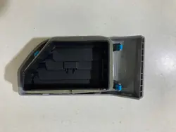 Cadre de grille d'aération droit OEM FL3B-19893-A
