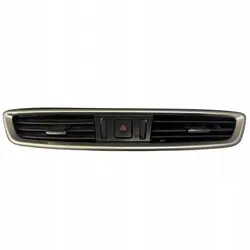 Rejilla central Nissan X-Trail T32 OEM 687504BA0A