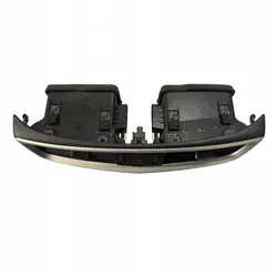 Grelha central Nissan X-Trail T32 OEM 687504BA0A