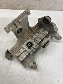 Soporte compresor aire acondicionado BMW OE 5A27093 i4 2024