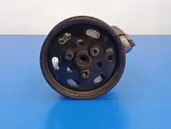VW Bora I 2.0 8V AQY Ohjaustehostinpumppu KYB OEM C-511306