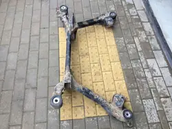 Audi A4 S4 B6 Bakre hjälpram OEM FXK559