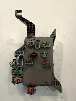 Caja de fusibles módulo BSI MK III 2001 OEM
