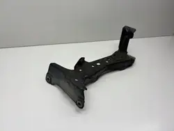 Support de garde-boue Audi A3 S3 8V droit avant OEM 8V0821167A