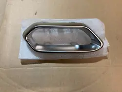Garniture Chrome Échappement Droit SEAT ARONA OEM 6F9807834C