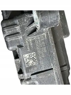 Pompe à eau OEM 05E121117K pour VW Golf VII