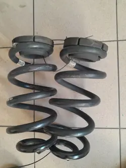 Molas suspensão traseira OEM P05168291AB Dodge
