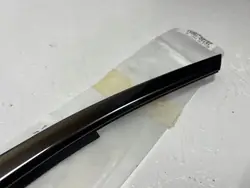 Lexus NX 2021 Garniture Vitre Arrière Droite OEM 7573078041