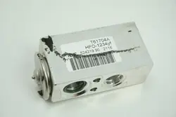 Renault OE T61704A ilmastointilaajennusventtiili - Käytetty