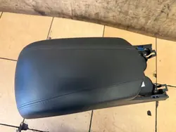 Keskikäsinoja OEM CLF1210 Hyundai Santa Fe:lle