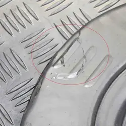 Tesla Model 3 2018 Vänster frambromssköld OEM 1044661B