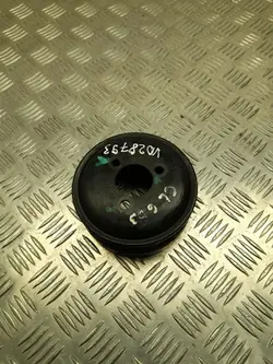 Mercedes-Benz jakohihnapyörä A0004661015 - Käytetty