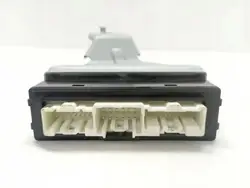 Mazda Keskitulppamoduuli OEM EH14-675DZ CX-7:lle