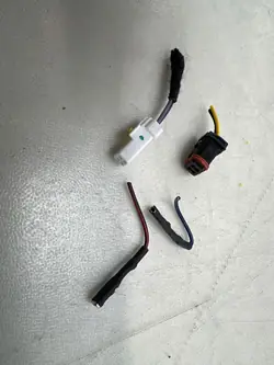 Pièce de rétroviseur avant BMW 7 G70 OEM 1080730001