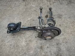 Mozzo posteriore sinistro Skoda Yeti 5L OEM