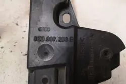 Deslizamento dianteiro esquerdo AUDI A4 (8EC, B7) 8E0807203B