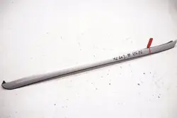 Joint de pare-brise avant droit OEM 30784798