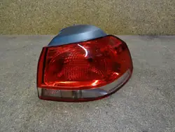 VW GOLF VI HB HATCHBACK 08-12 LÁMPARA TRASERA DERECHA 5K0945096E