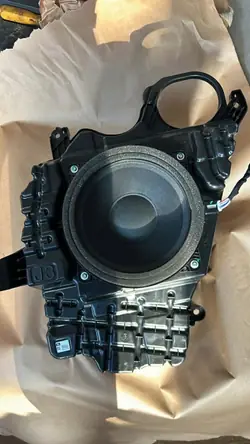 Toyota Subwoofer-högtalare OEM 8615042070 för RAV4 V