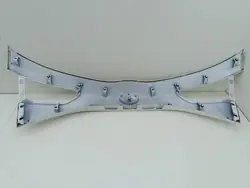 Moldura de porta-malas Toyota Yaris III OEM 76811-0DA30