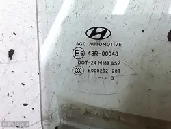 Hyundai OEM E643R00048 Dörrglas för IX35 2013