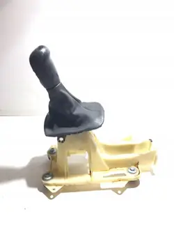 Volvo V50 Versnellingspook OEM 30711726 - Handgeschakeld