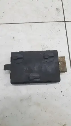 Kattoluukun ohjausmoduuli OEM A1779001100 Mercedes