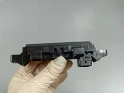 Honda HR-V 2024 vasen runko OEM T02M82138
