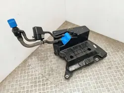 Réservoir AdBlue AUDI A4 B9 8W0131879BB