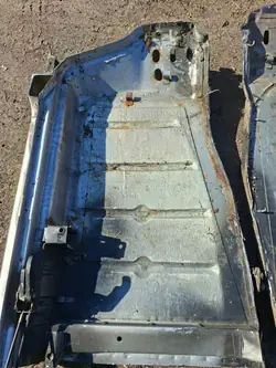 Painel de piso OEM 867886 dianteiro esquerdo Polonez