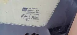 Linkes vorderes Dreieckglas OEM 18330970734 Opel Astra J