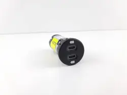 Porsche USB-pistorasia OEM 95B035252H Macan 95B:lle
