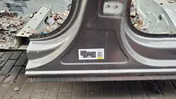 PEUGEOT 508 II 22r Linke Mittelsäulenschwelle OEM