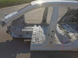 Pilier Central Gauche MG5 EV OEM SŁUPEK LH Occasion