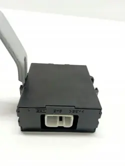 Keskitulppamoduuli OEM 89741B1030 Daihatsu Sirionille