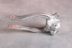 Suporte amortecedor dianteiro esquerdo OEM 6861199 BMW XDrive