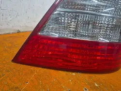 Mercedes E W211 06-09 Lift Sedan Feu Arrière Droit A2118202464