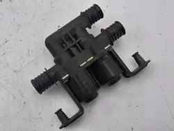 Valvola di controllo del liquido di raffreddamento BMW 5 E60 E61 2004 OEM 6931708