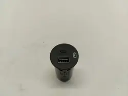 Ford Mustang Mach-E USB-pistorasia OEM MU5T-19J211-GA