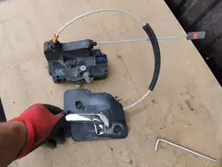 Fram vänster dörrlås Opel Meriva A 02-06 OEM 13154791 GE